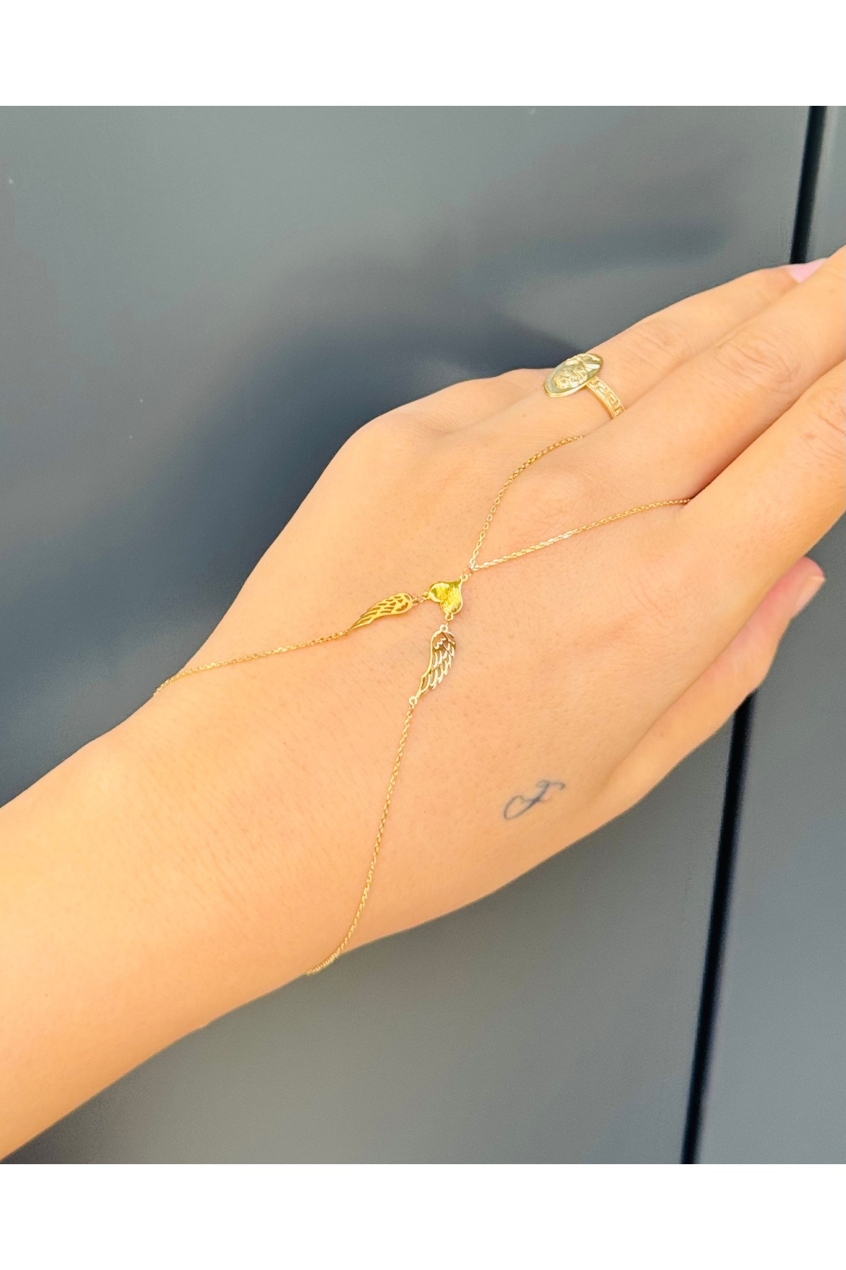 14 Ayar Altın Melek Kanatlı Şahmeran