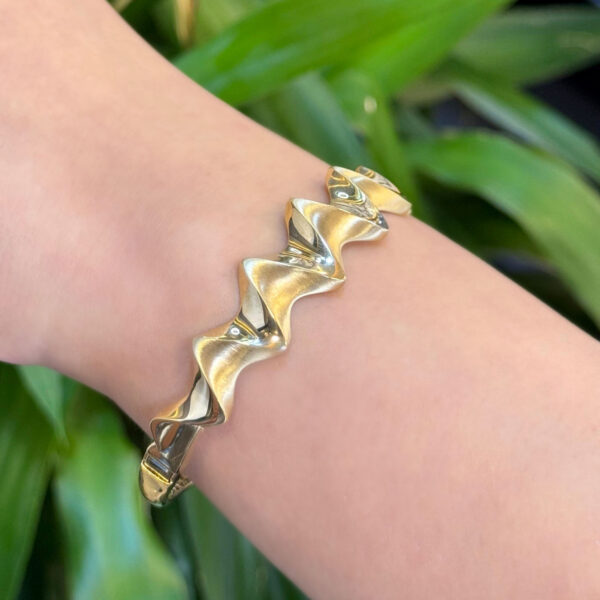 14 Ayar Altın ZigZag Kelepçe Bileklik