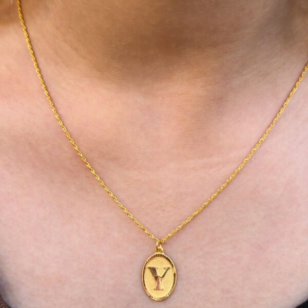 14 Ayar Altın Oval Y Harfli Kolye
