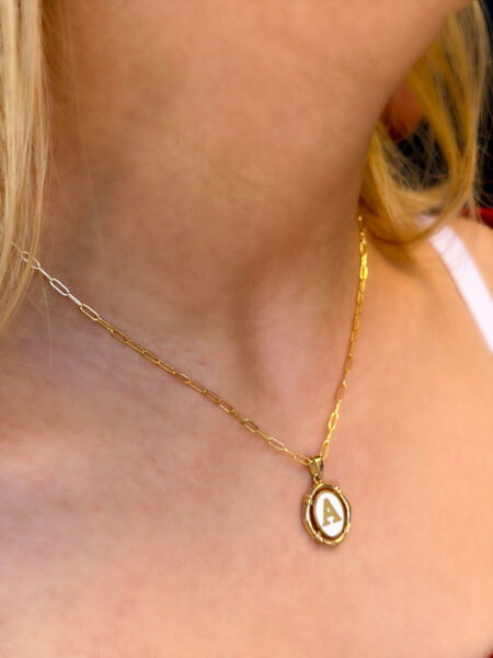 14 Ayar Retro A Harfi Kolye