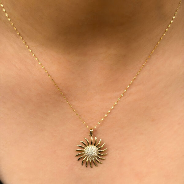 14 Ayar Altın Güneş Tasarım Kolye
