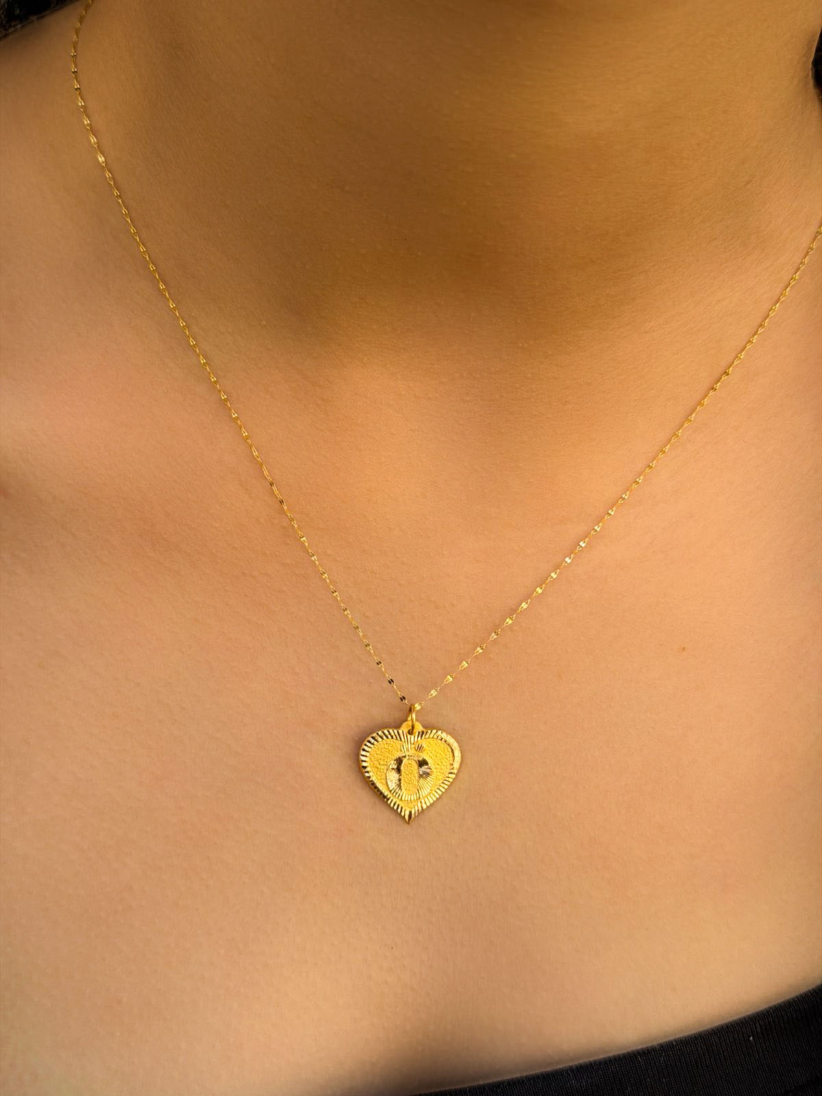 14 Ayar Altın Ö Harli Kalp Kolye