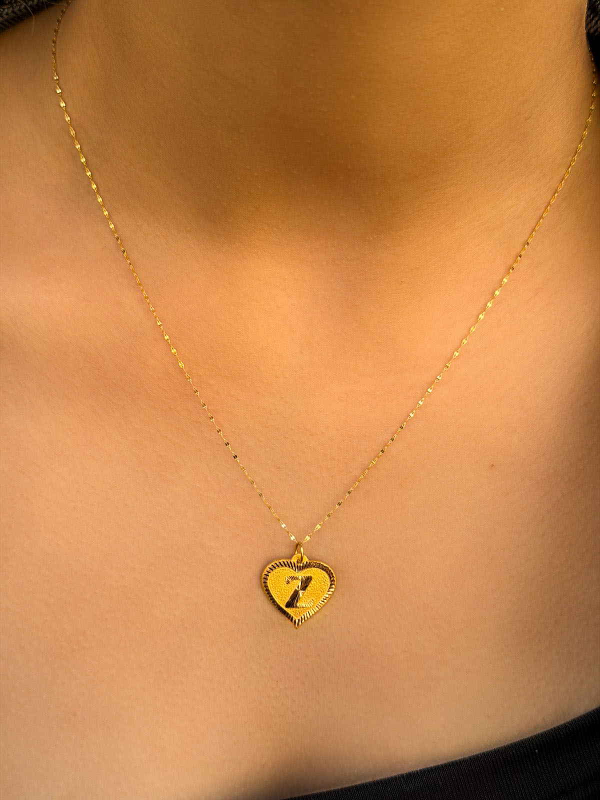 14 Ayar Altın Z Harli Kalp Kolye