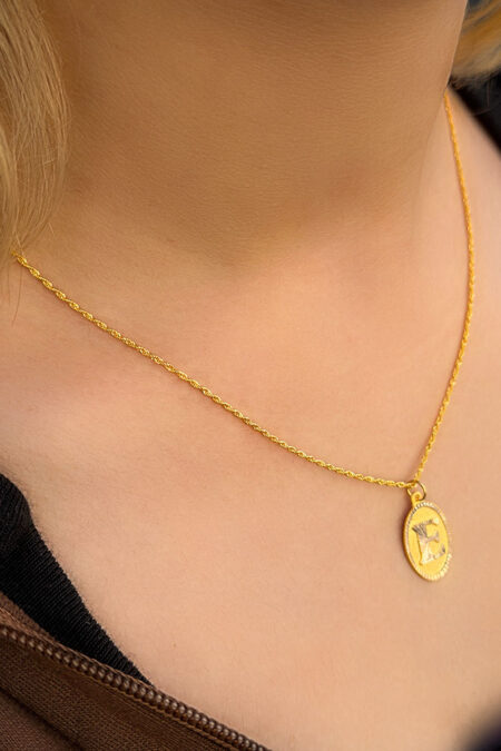 14 Ayar Altın Oval E Harfli Kolye