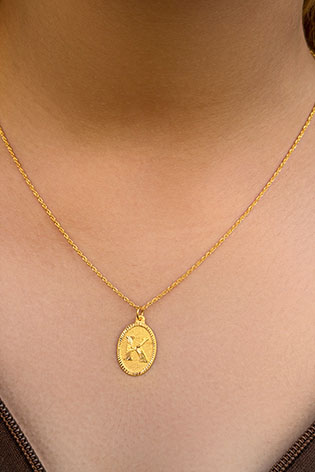 14 Ayar Altın Oval K Harfli Kolye