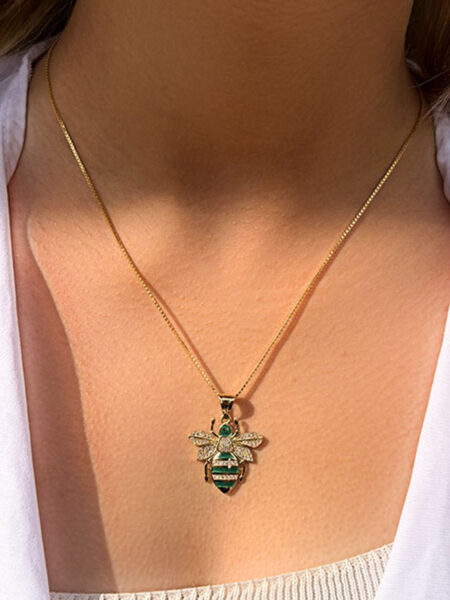 14 Ayar Altın Yeşil Mineli Arı Arı Kolye