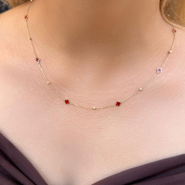 14 Altın Kırmızı Mineli Yonca Kolye