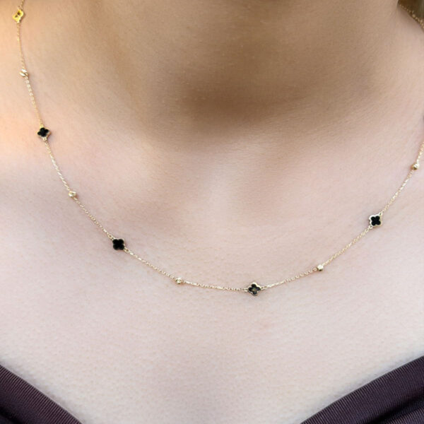 14 Ayar Altın Siyah Mineli Yonca Kolye