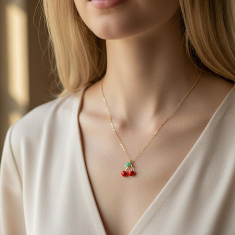 14 Ayar Altın Tasarım Kolye